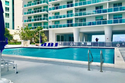 Condominio en alquiler en Miami, Florida, 1 dormitorio, 78.13 m2 № 1944407 - foto 26