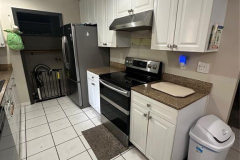 Villa ou maison à vendre à Tampa, Floride: 3 chambres, 107.86 m2 № 2349586 - photo 8