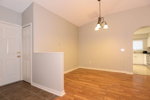 Casa en alquiler en Wesley Chapel, Florida, 4 dormitorios, 133.87 m2 № 1914664 - foto 4