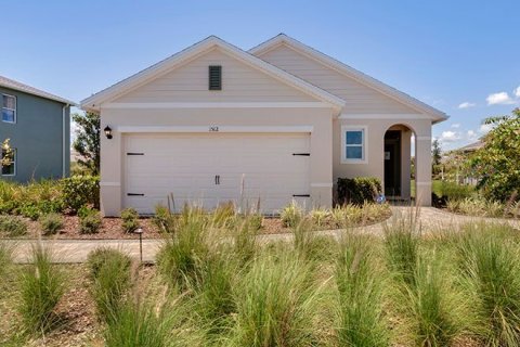 Casa en venta en Winter Haven, Florida, 3 habitaciones, 140 m2 № 331790 - foto 1