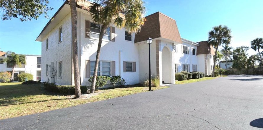 Condominio en Clearwater, Florida, 2 dormitorios  № 1552499