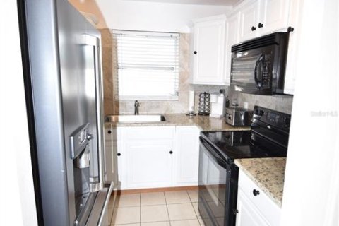 Condominio en venta en Clearwater, Florida, 2 dormitorios, 89.93 m2 № 1552499 - foto 29
