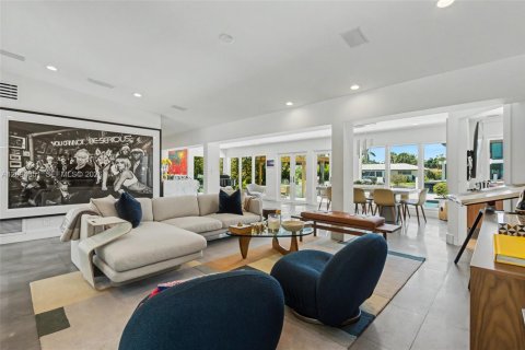 House in Fort Lauderdale, Florida 3 bedrooms, 221.2 sq.m. № 2399653 - photo 22