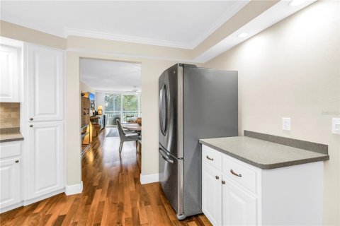 Condominio en venta en Saint Petersburg, Florida, 1 dormitorio, 95.41 m2 № 2423989 - foto 11