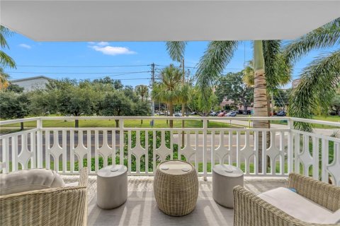 Condominio en venta en Saint Petersburg, Florida, 1 dormitorio, 95.41 m2 № 2423989 - foto 25