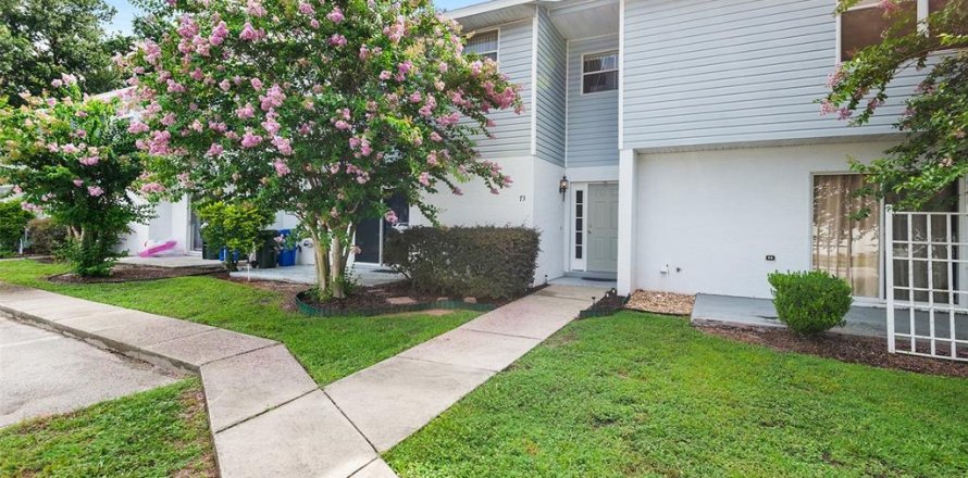 Townhouse in Lakeland, Florida 3 bedrooms, 148.83 sq.m. № 1821310