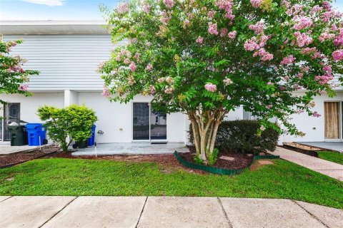 Townhouse in Lakeland, Florida 3 bedrooms, 148.83 sq.m. № 1821310 - photo 2