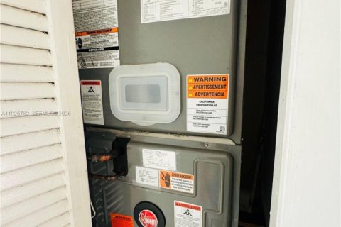 Appartement à louer à Miami, Floride: 2 chambres № 1986159 - photo 18