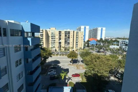 Appartement à louer à Miami, Floride: 2 chambres № 1986159 - photo 20