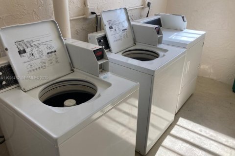 Appartement à louer à Miami, Floride: 2 chambres № 1986159 - photo 13