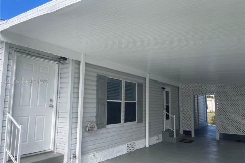 Appartement à louer à Boynton Beach, Floride: 2 chambres, 116.13 m2 № 2402128 - photo 18
