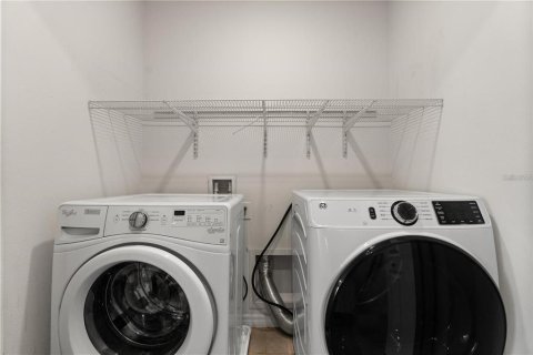 Adosado en alquiler en Kissimmee, Florida, 3 dormitorios, 173.73 m2 № 1917096 - foto 15