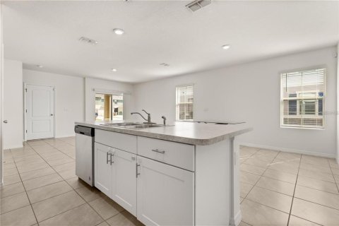 Adosado en alquiler en Kissimmee, Florida, 3 dormitorios, 173.73 m2 № 1917096 - foto 7