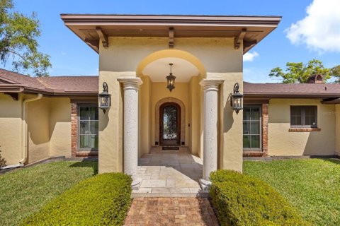 House in Orlando, Florida 3 bedrooms, 312.34 sq.m. № 2091770 - photo 4