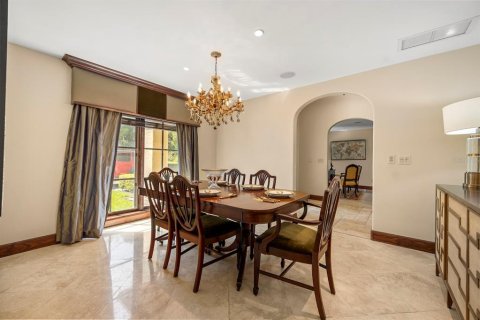 House in Orlando, Florida 3 bedrooms, 312.34 sq.m. № 2091770 - photo 18