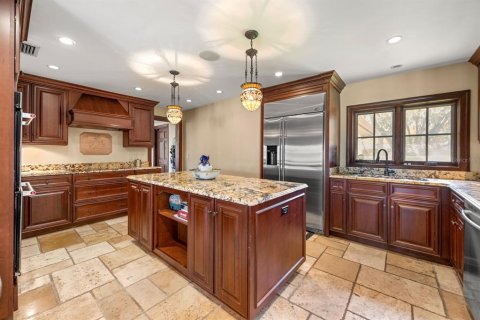House in Orlando, Florida 3 bedrooms, 312.34 sq.m. № 2091770 - photo 20