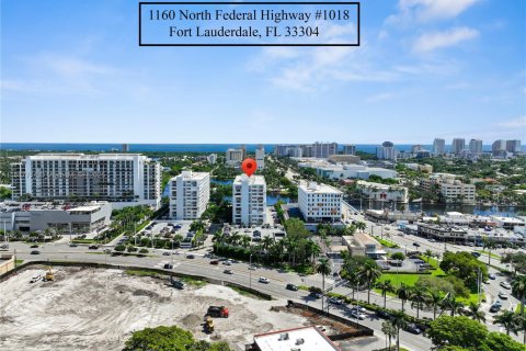 Condo in Fort Lauderdale, Florida, 1 bedroom № 2076758 - photo 2