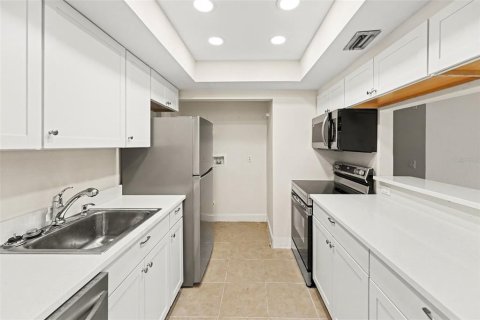 Condominio en venta en Saint Petersburg, Florida, 2 dormitorios, 101.73 m2 № 2203542 - foto 15