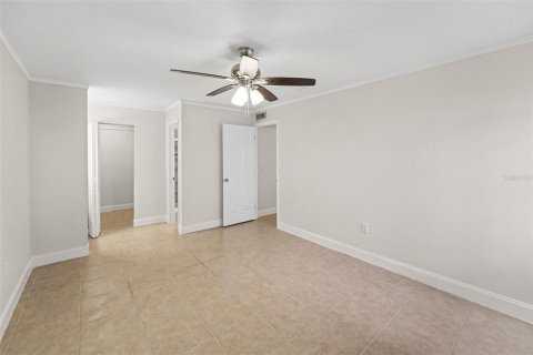 Condominio en venta en Saint Petersburg, Florida, 2 dormitorios, 101.73 m2 № 2203542 - foto 19