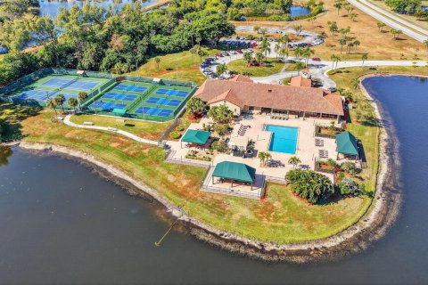 Condo in Boynton Beach, Florida, 3 bedrooms № 2249703 - photo 6