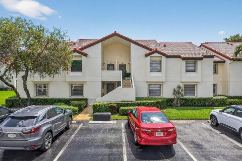 Condo in Boynton Beach, Florida, 3 bedrooms № 2249703 - photo 4