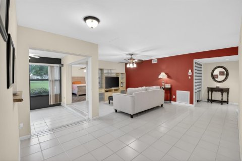 Condo in Boynton Beach, Florida, 3 bedrooms № 2249703 - photo 21