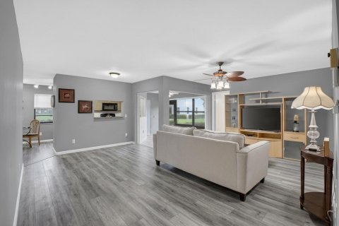 Condo in Boynton Beach, Florida, 3 bedrooms № 2249703 - photo 19