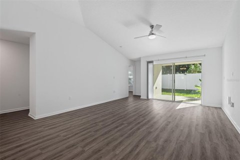 Villa ou maison à vendre à Palm Coast, Floride: 4 chambres, 153.57 m2 № 2420078 - photo 8
