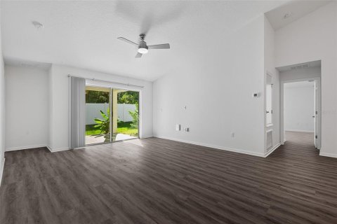 Villa ou maison à vendre à Palm Coast, Floride: 4 chambres, 153.57 m2 № 2420078 - photo 7