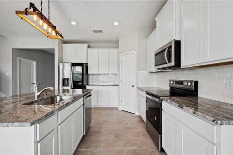 Villa ou maison à louer à Wesley Chapel, Floride: 4 chambres, 256.04 m2 № 1865886 - photo 12