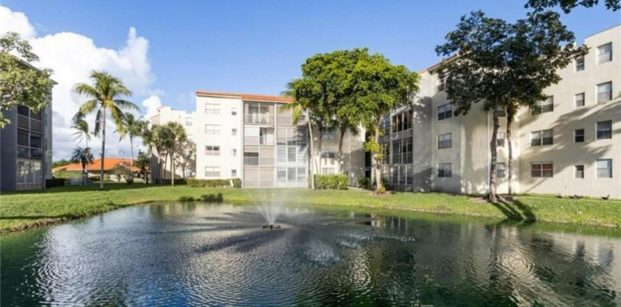 Condo à North Lauderdale, Floride, 2 chambres  № 2084568