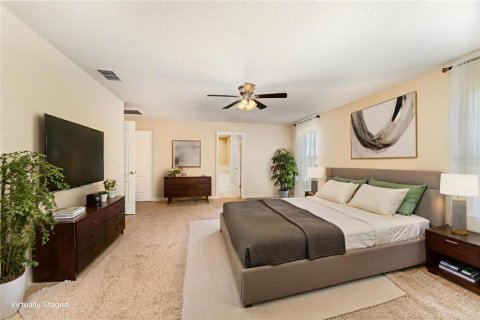 House in Davenport, Florida 4 bedrooms, 294.87 sq.m. № 1904050 - photo 19