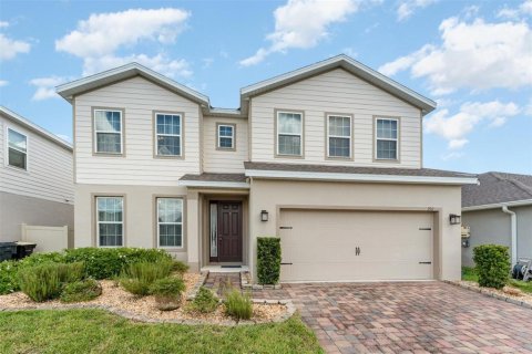 House in Davenport, Florida 4 bedrooms, 294.87 sq.m. № 1904050 - photo 1