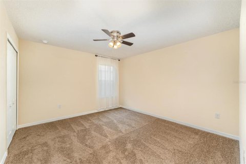 House in Davenport, Florida 4 bedrooms, 294.87 sq.m. № 1904050 - photo 22