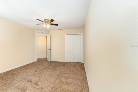 House in Davenport, Florida 4 bedrooms, 294.87 sq.m. № 1904050 - photo 27
