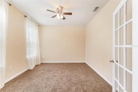 House in Davenport, Florida 4 bedrooms, 294.87 sq.m. № 1904050 - photo 9