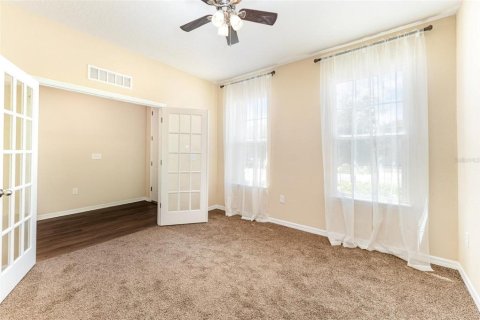 House in Davenport, Florida 4 bedrooms, 294.87 sq.m. № 1904050 - photo 10