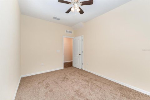 House in Davenport, Florida 4 bedrooms, 294.87 sq.m. № 1904050 - photo 13