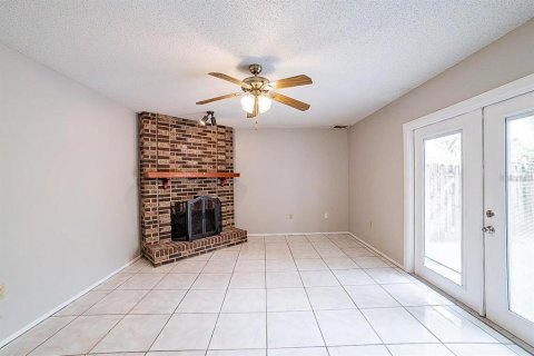 Townhouse in Sanford, Florida 2 bedrooms, 146.79 sq.m. № 1849995 - photo 4