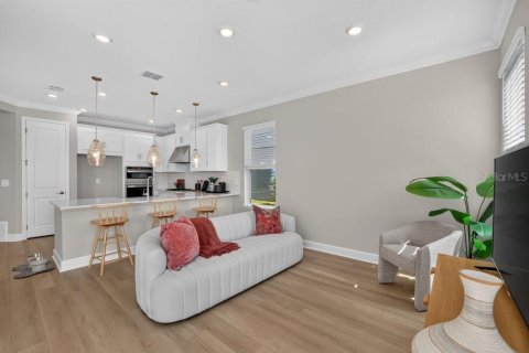 Villa ou maison à vendre à Kissimmee, Floride: 4 chambres, 204.11 m2 № 2414917 - photo 7
