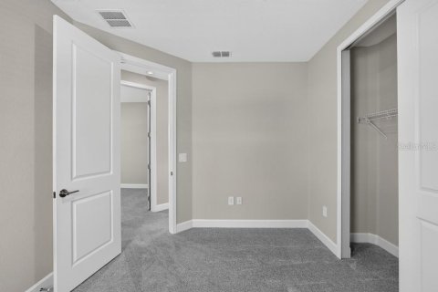 Villa ou maison à vendre à Kissimmee, Floride: 4 chambres, 204.11 m2 № 2414917 - photo 13