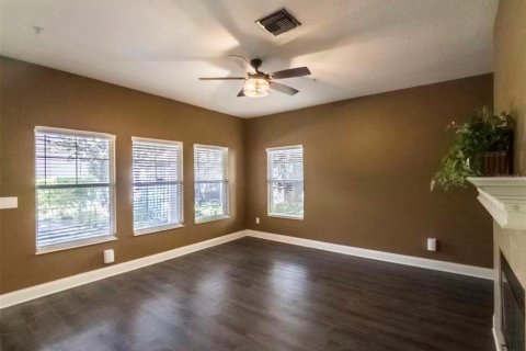 Adosado en venta en Orlando, Florida, 3 dormitorios, 231.23 m2 № 2201938 - foto 4