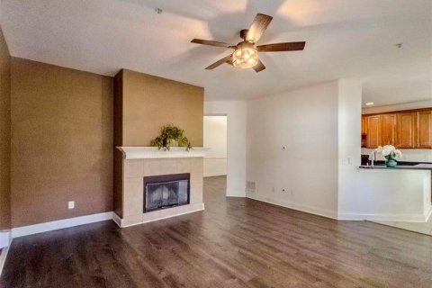 Adosado en venta en Orlando, Florida, 3 dormitorios, 231.23 m2 № 2201938 - foto 10