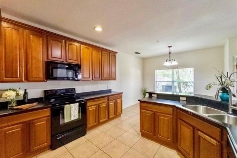 Adosado en venta en Orlando, Florida, 3 dormitorios, 231.23 m2 № 2201938 - foto 11