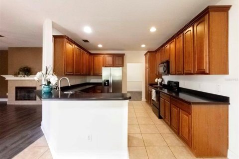 Adosado en venta en Orlando, Florida, 3 dormitorios, 231.23 m2 № 2201938 - foto 14