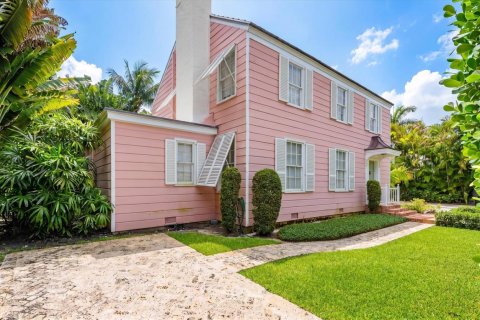 House in Palm Beach, Florida 5 bedrooms, 345.69 sq.m. № 2087773 - photo 2
