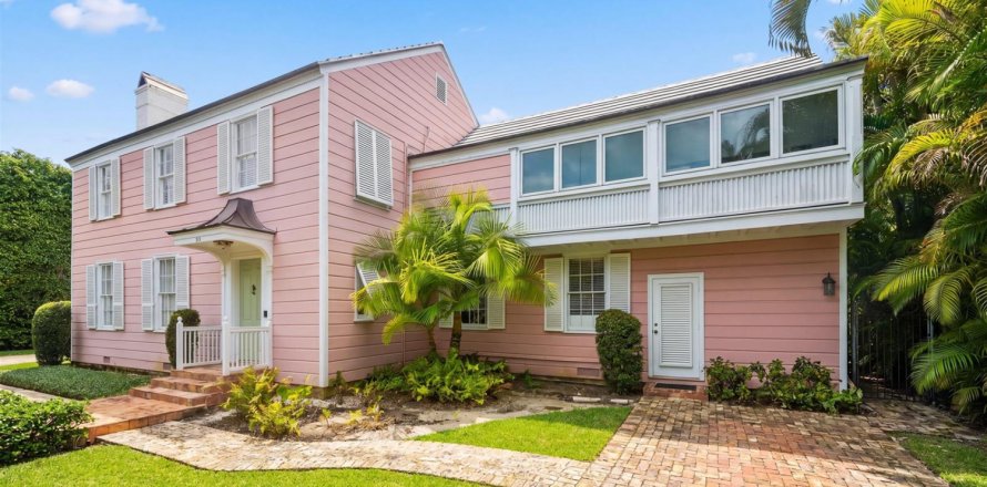 House in Palm Beach, Florida 5 bedrooms, 345.69 sq.m. № 2087773