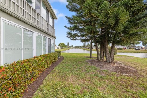 Condominio en venta en Delray Beach, Florida, 2 dormitorios, 81.75 m2 № 2056088 - foto 4