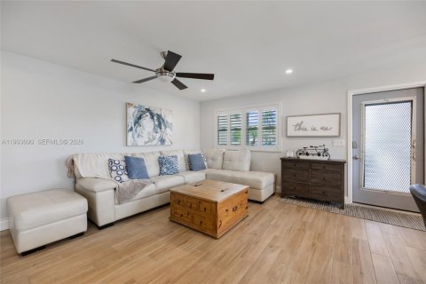 Condominio en venta en Delray Beach, Florida, 2 dormitorios, 81.75 m2 № 2056088 - foto 9