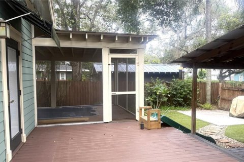 Villa ou maison à louer à Tampa, Floride: 2 chambres, 137.12 m2 № 2385652 - photo 28